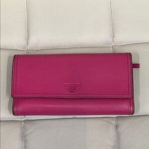 VTG Coach Pink Leather Wallet